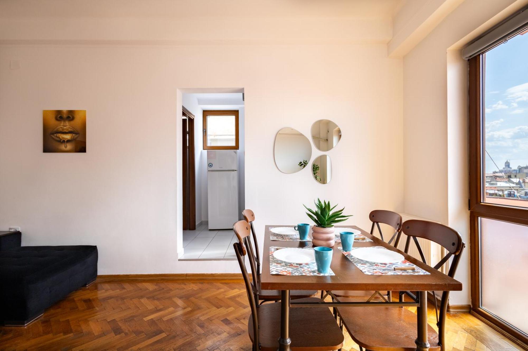Downtown Victoria Apartments By Citybookings 布加勒斯特 外观 照片